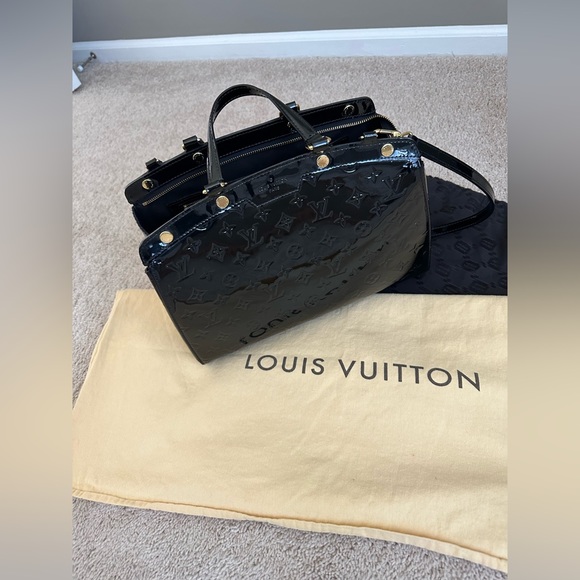 BREA MM Louis Vuitton Bag🖤 - Picture 7 of 16